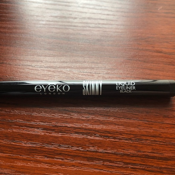 Makeup bundle!!!! - Picture 5 of 7